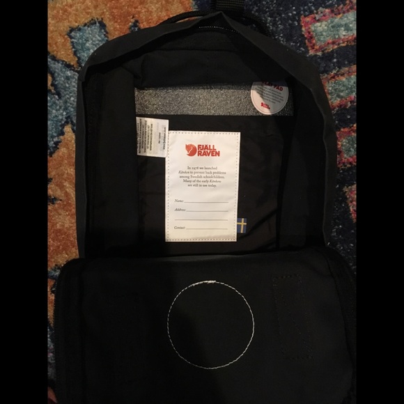 Fjallraven Kanken Mini - Black - Picture 3 of 3